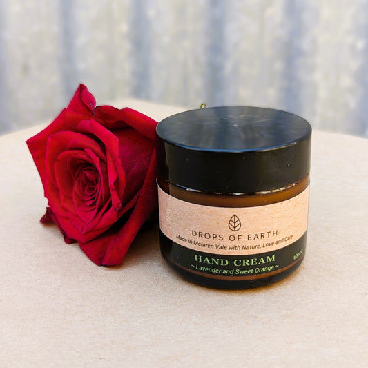 Drops of earth hand cream